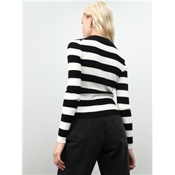 RIBBED KNIT SWEATER