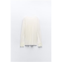 TOP WITH SHIRT CUFFS AND BUTTONS