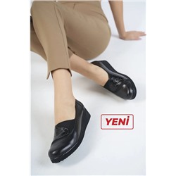 Deripabuc Hakiki Deri Siyah Kadın Deri Casual Ayakkabı Crz-0112 CRZ-0112