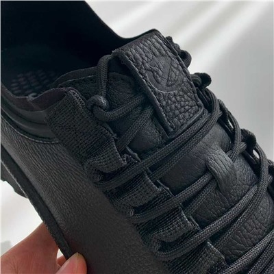 Мужские кожаные кроссовки  ECC*O