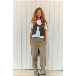 CONTRAST T-SHIRT AND VEST