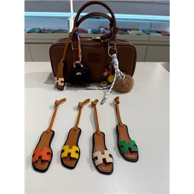 Шлёпки от Hermes
