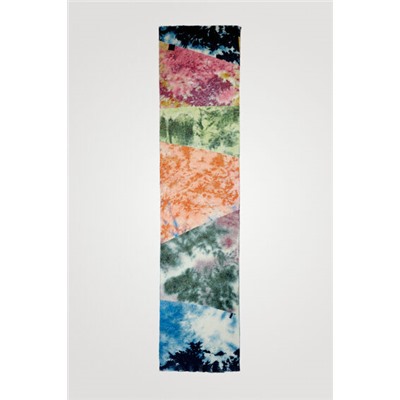 Foulard largo bajo deshilachado