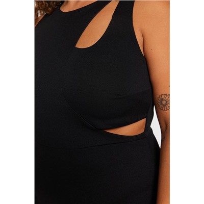 Siyah Vücuda Oturan Cut-Out Detaylı Yırtmaçlı Örme Elbise TBBSS23AH00192
