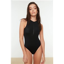 TRENDYOLMİLLA Siyah Halter Yaka Fermuarlı Mayo TBESS21MA0013