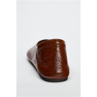 FLAT LEATHER SHOES