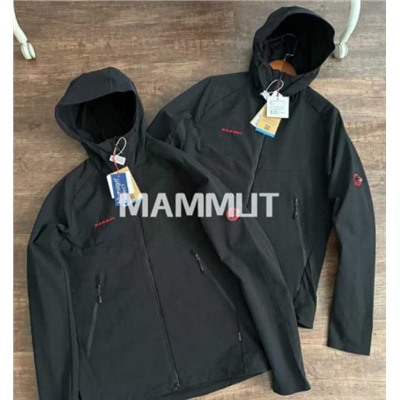 Водоотталкивающая куртока с капюшоном Mammu*t SOFtech
