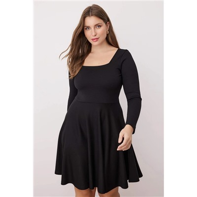 Siyah Kare Yaka Skater Mini Örme Büyük Beden Elbise TBBAW26AH00058