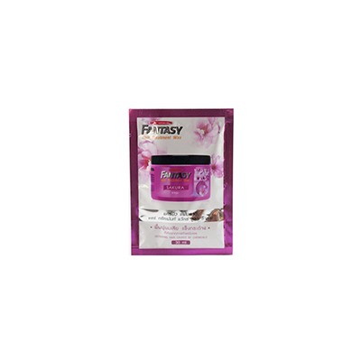 Маска для волос серии "Fantasy" с сакурой от Carebeau 30 мл / Carebeau Fantasy Hair Treatment Wax Sakura 30 ml