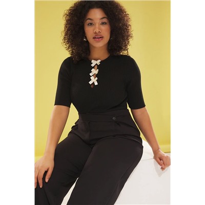 Trendyol Curve Siyah Fiyonk/Kurdele Detaylı Fitilli Triko Bluz TBBSS25AF00045
