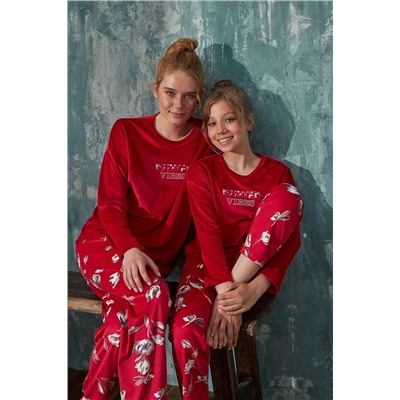 Farya Home Luxury Velvet Fransız Kadife Desenli Anne Kız Çocuk Kombin Pijama Takımı FHD13304ARC76P
