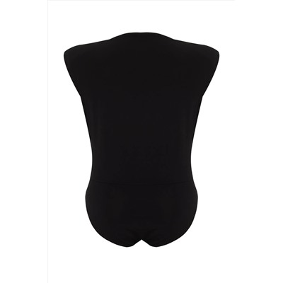 Siyah Vatkalı Kruvaze Yaka Esnek Çıtçıtlı Örme Bluz TBBSS24AF00064