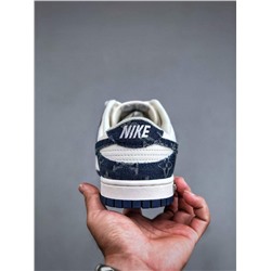 Кроссовки N*k SB Dunk Low LV