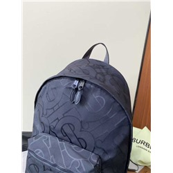 Новинка!  Удобный вместительный рюкзак  Burberr*y