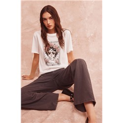 Camiseta "Shinning beyond"