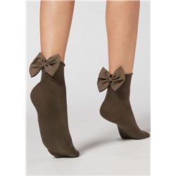 Kurze Socken mit Schleife