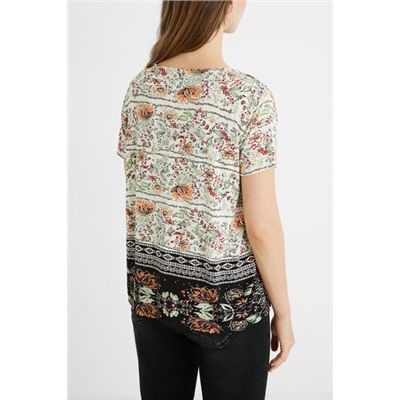 Camiseta manga corta flores