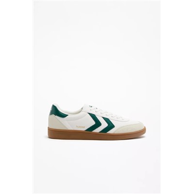 Retro Hummel sneakers