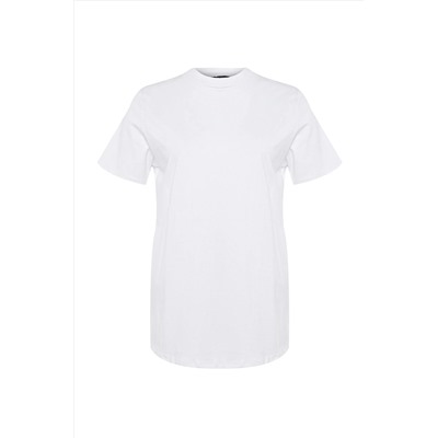 Beyaz Lacivert Yakası Ribanalı Boyfriend %100 Pamuk Örme T-shirt TBBSS23BF00019