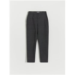 Schlichte Chinohose