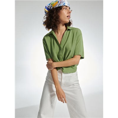 Bluse mit dekorativem Knotendetail