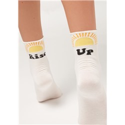 Kurze Socken mit Good-Vibes-Muster