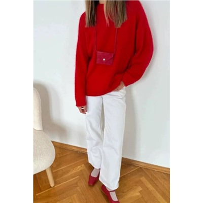 Женский свитер свободного покроя