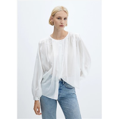 Blusa detalles fruncidos
