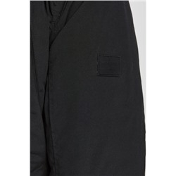 Chaqueta con capucha Negro