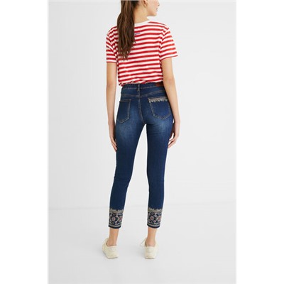 Pantalón vaquero skinny exótico