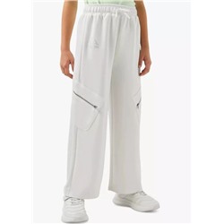 Детские спортивные штаны  Kappa  Состав: 48% полиэстер 47% вискоза 5% эластан. Количество ограничено !