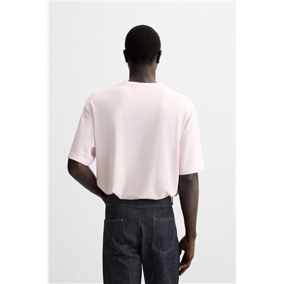 CAMISETA TEXTO BORDADO