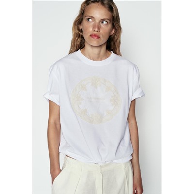 TOP WITH CONTRAST LACE TRIM