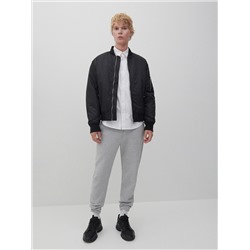 Gefütterte Bomberjacke