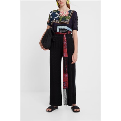 Pantalón con pañuelo cinturón