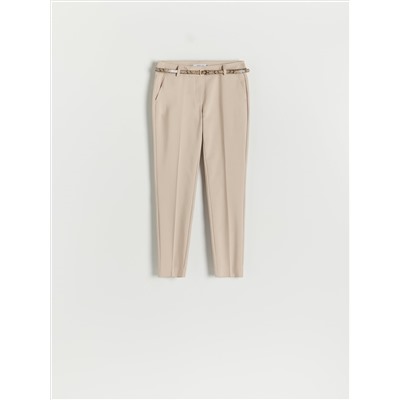 Zigarettenhose mit Gürtel
