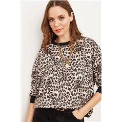 Olalook Kadın Ekru Leopar Basic Yumuşak Dokulu Salaş Sweatshirt SWT-19000457