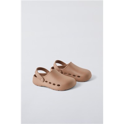 RUBBERISED CLOGS
