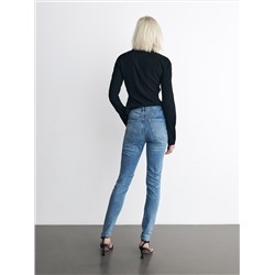 Slim-Jeans mit hoher Leibhöhe