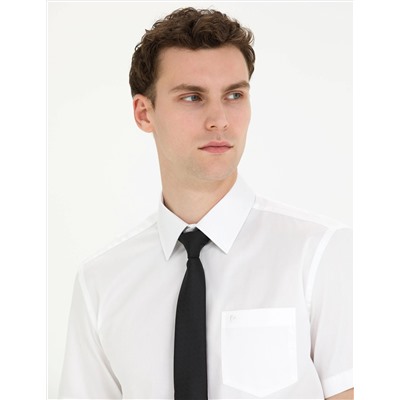 Beyaz Slim Fit Uzun Kollu Klasik Gömlek