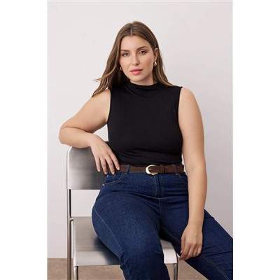 Dik Yaka Vücuda Oturan/Frtted Viskon Ribana Örme Büyük Beden Bluz TBBAW26AF00049