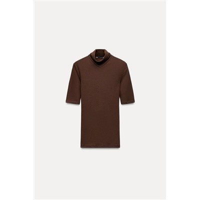 TURTLENECK T-SHIRT