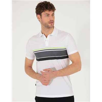 Beyaz Slim Fit Göğüs Baskılı Polo Yaka Tişört