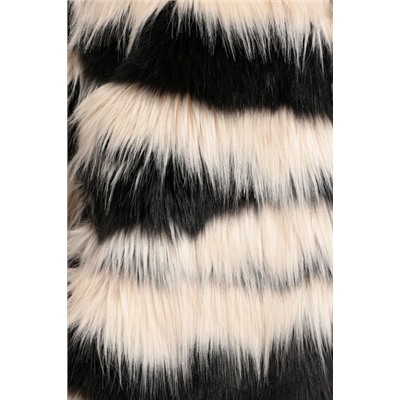 Chaqueta corta peluche animal print
