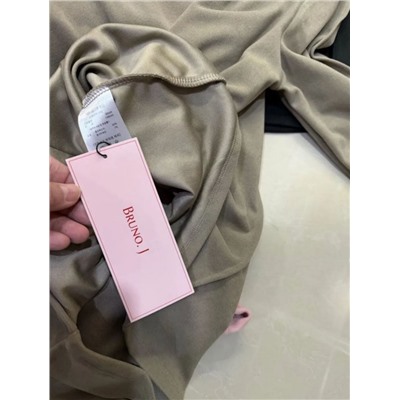 Футболка с высоким воротом и длинными рукавами