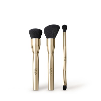 a holiday fable  fabulous brushes kit