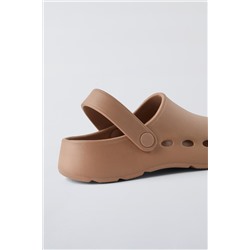RUBBERISED CLOGS