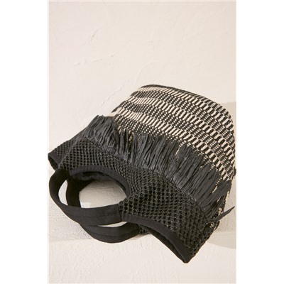 Bolso mediano rafia flecos negro