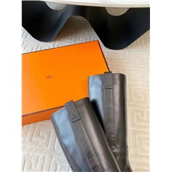 Женские демисезонные сапоги   ⚫️Herme*s 🔥  Какие красивые, лаконичные и в то же время безумно стильные!