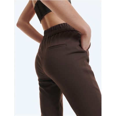 Zigarettenhose mit elastischem Bund